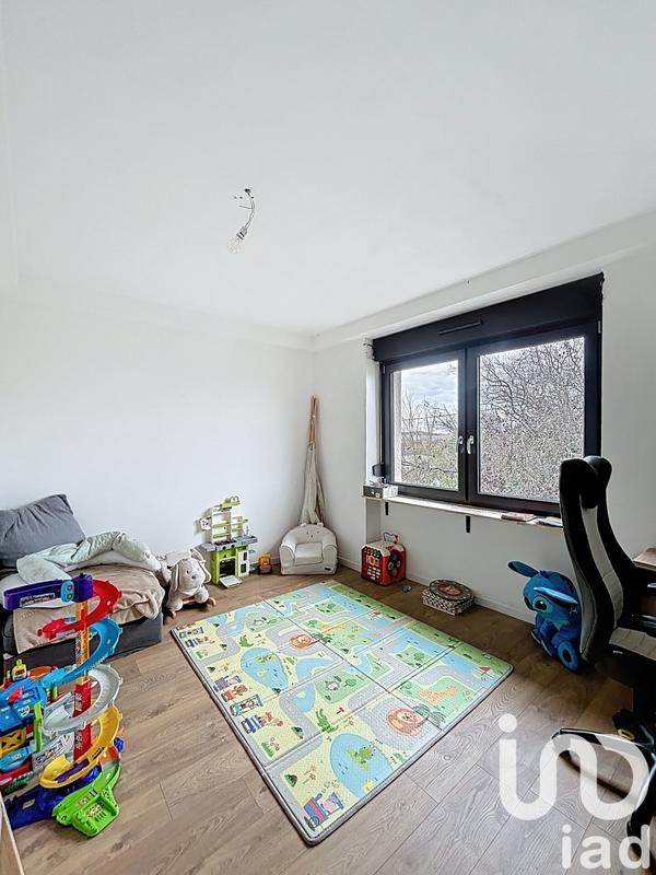 Maison - 202 m² - 9 pièces