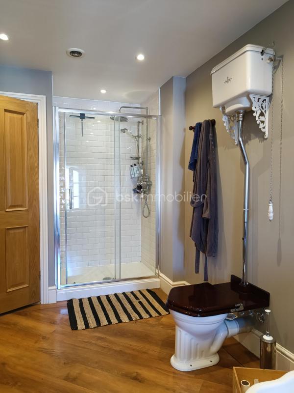 Maison de ville - 190 m² - 8 pièces