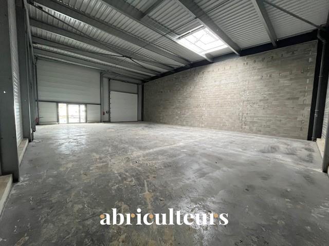 Local commercial - 210 m²