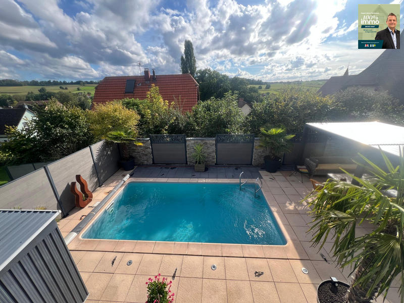 Maison - 102 m² - 5 pièces