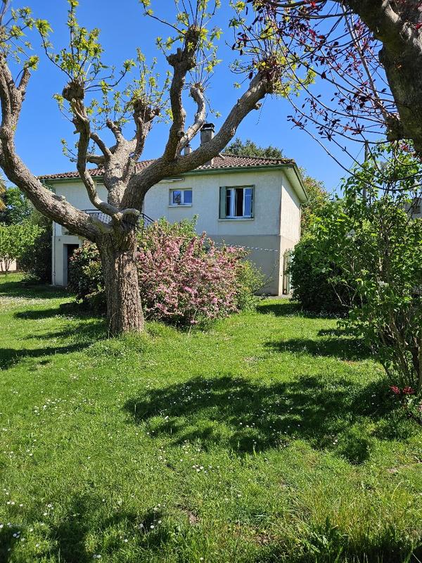 Maison contemporaine - 134 m² - 7 pièces