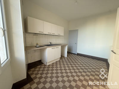 Maison ancienne - 100 m² - 3 pièces