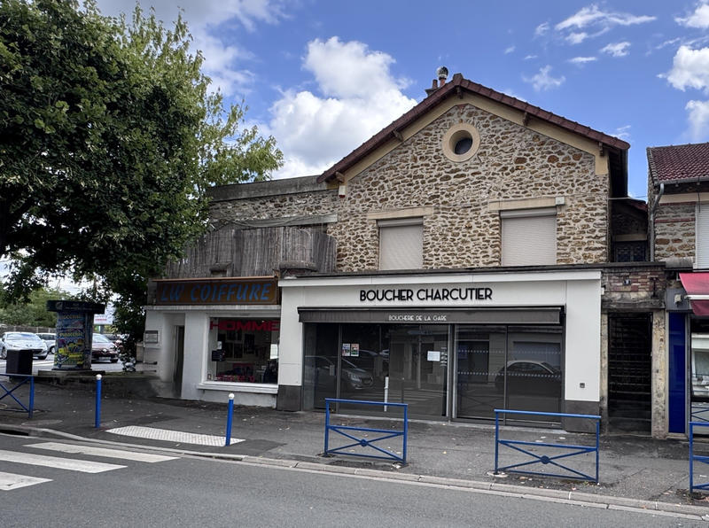 Immeuble - 200 m² - 8 pièces