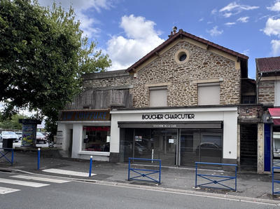 Immeuble - 200 m² - 8 pièces