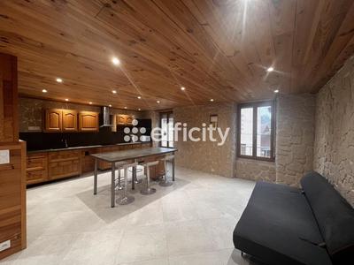 Appartement - 94 m² - 5 pièces