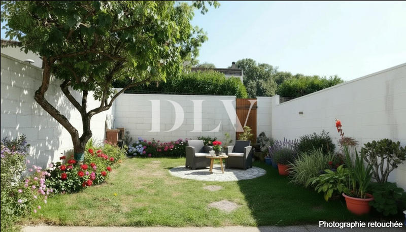 Maison - 99 m² - 6 pièces