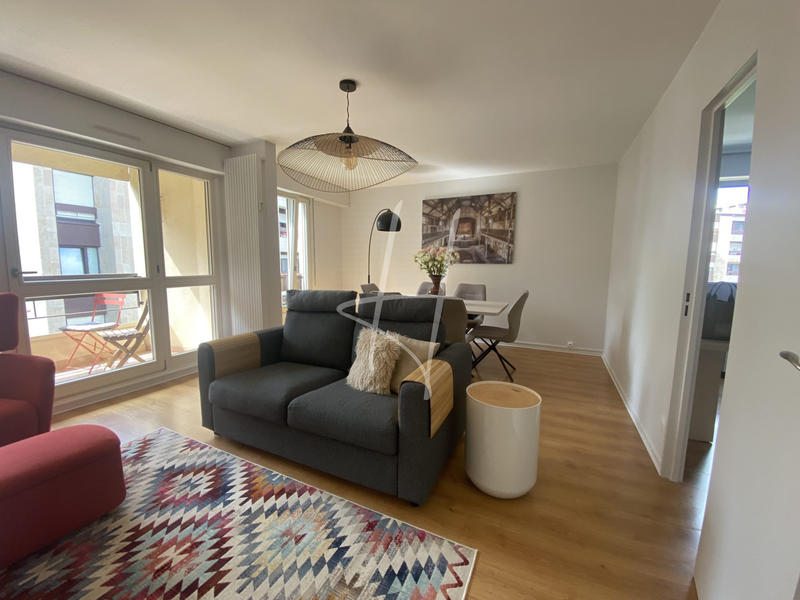 Appartement - 76 m² - 4 pièces