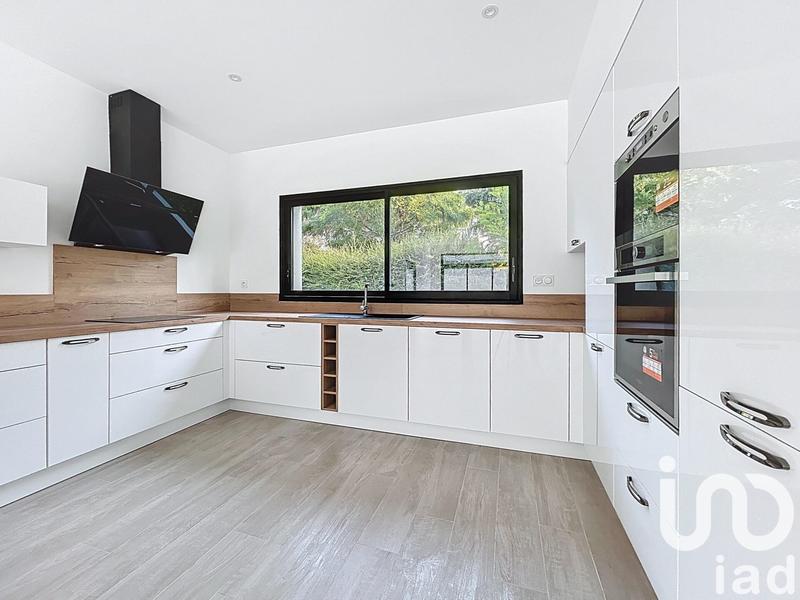 Maison - 162 m² - 6 pièces