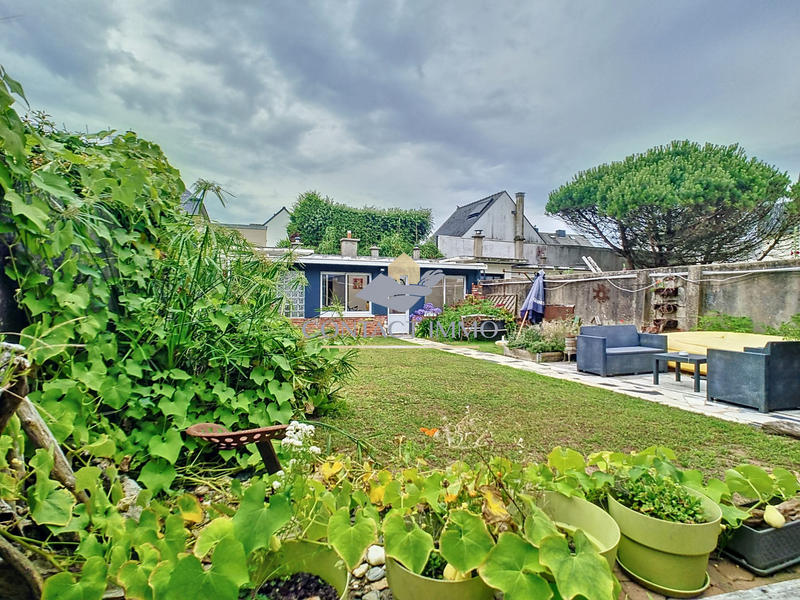 Maison - 166 m² - 7 pièces