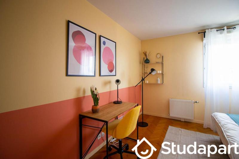 Chambre - 15 m² - 1 pièce