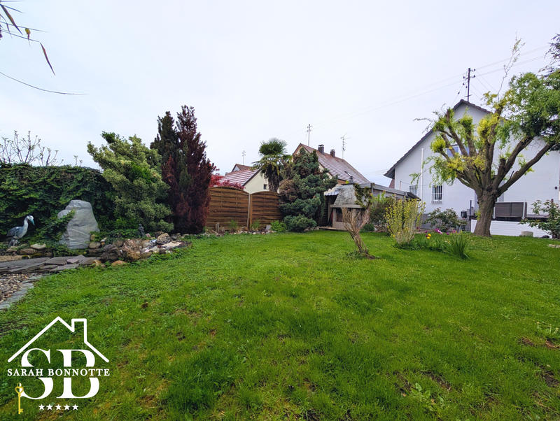 Maison - 95 m² - 5 pièces