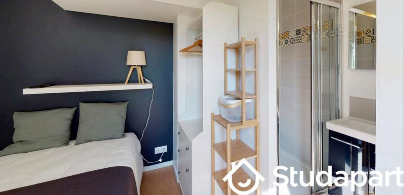 Chambre - 13 m² - 1 pièce