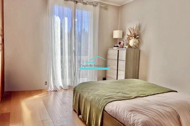 Villa - 280 m² - 9 pièces