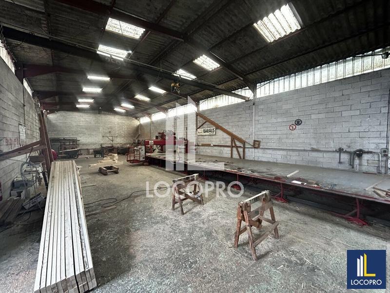 Local d'activité / Entrepôt - 1 250 m²