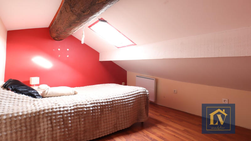 Immeuble - 9 pièces