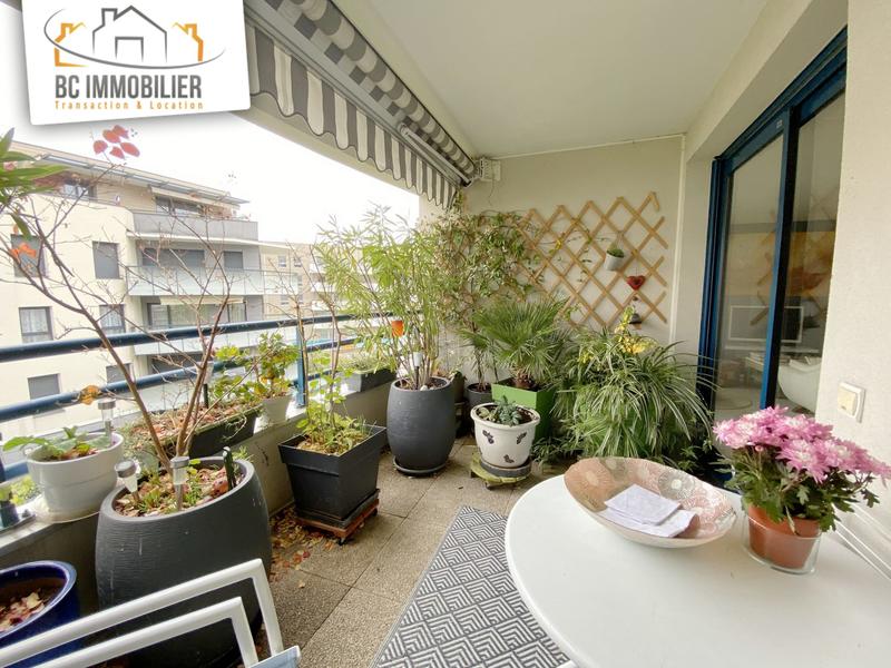 Appartement - 61 m² - 2 pièces