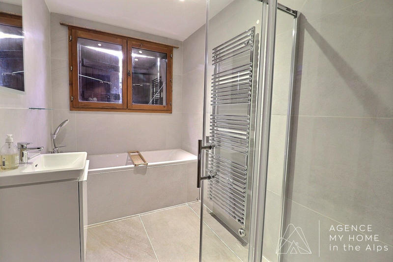 Châlet - 255 m² - 11 pièces