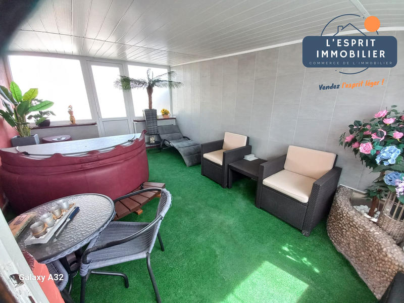 Maison ancienne - 163 m² - 8 pièces