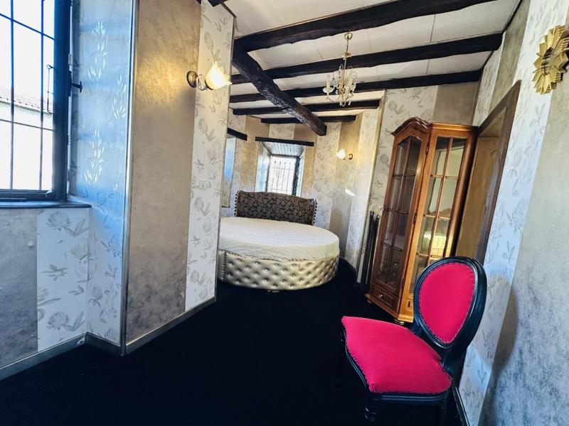 Maison de village - 420 m² - 12 pièces