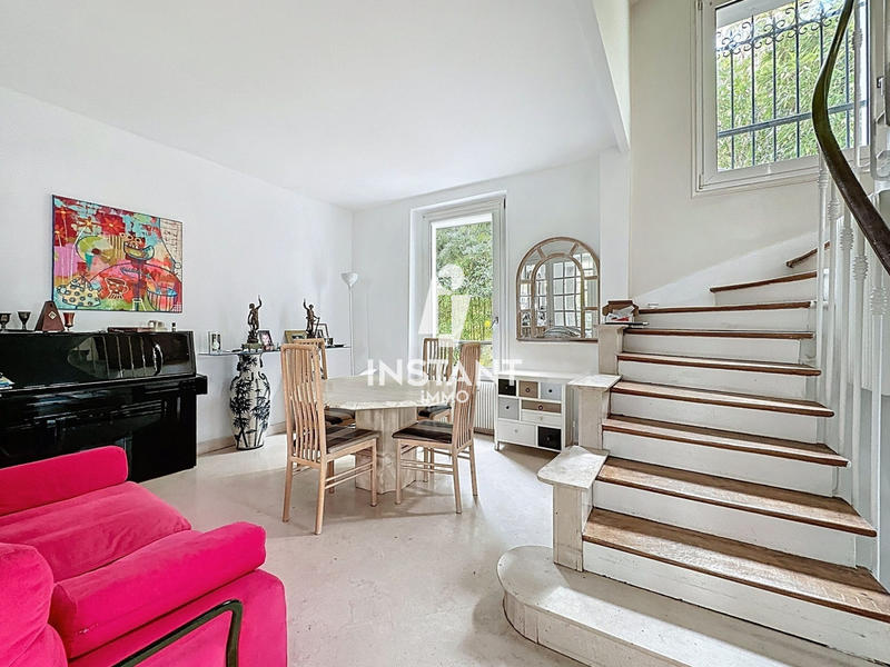 Maison ancienne - 275 m² - 8 pièces