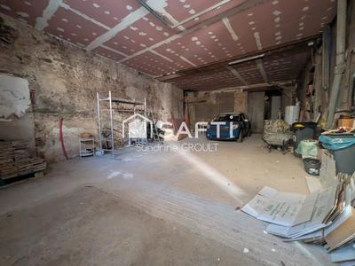 Maison - 250 m² - 10 pièces