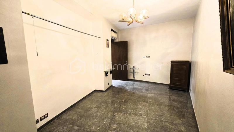 Local commercial - 56 m² - 2 pièces