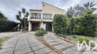 Maison - 180 m² - 7 pièces