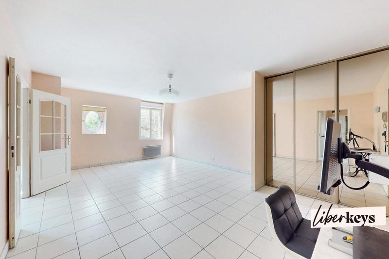 Appartement - 75 m² - 3 pièces