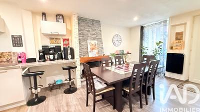 Maison - 70 m² - 5 pièces