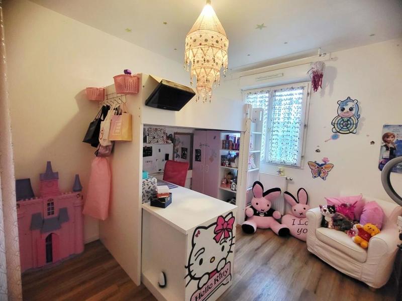 Pavillon - 86 m² - 4 pièces