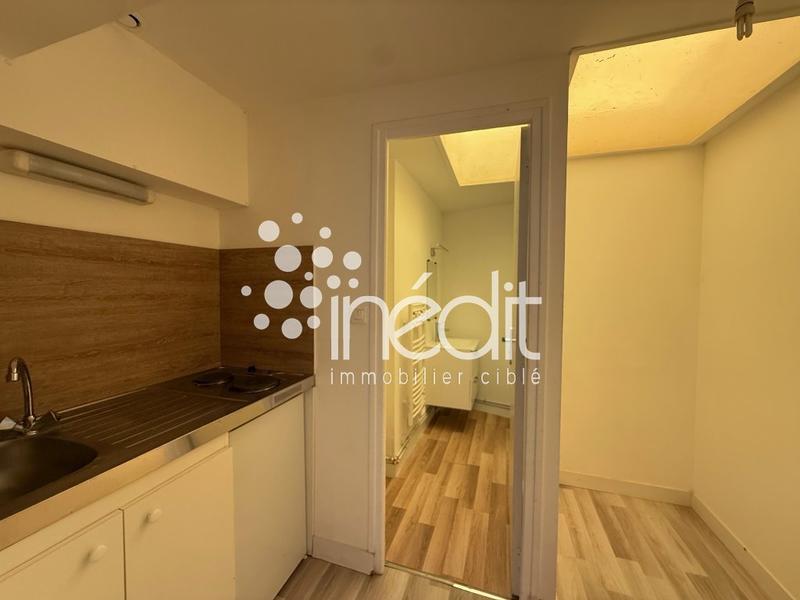 Appartement - 15 m² - 1 pièce