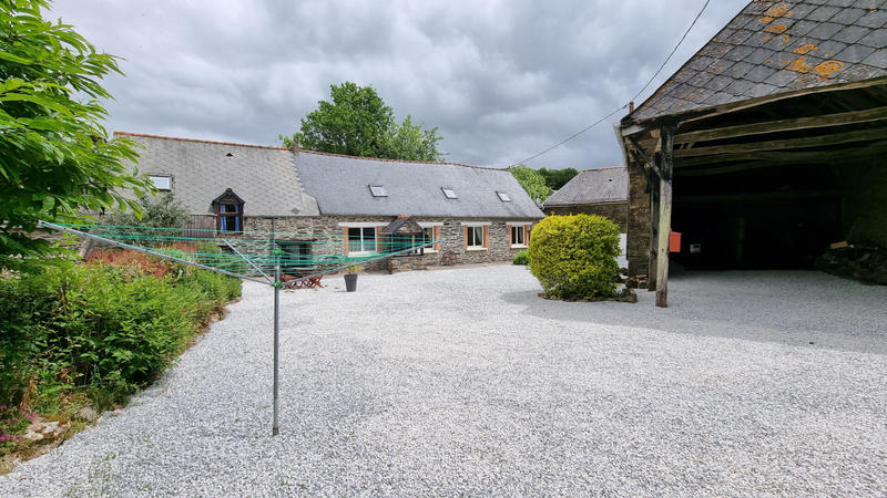 Maison - 165 m² - 8 pièces