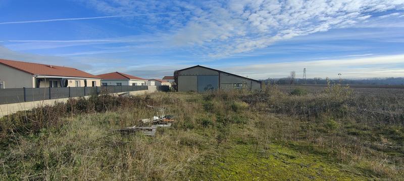 Maison ancienne - 550 m² - 2 pièces