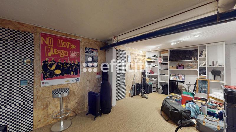 Maison - 110 m² - 6 pièces