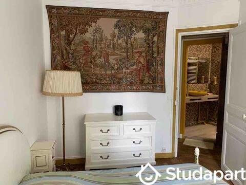 Chambre - 13 m² - 1 pièce