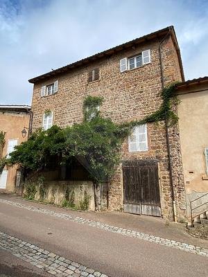 Maison - 270 m² - 4 pièces