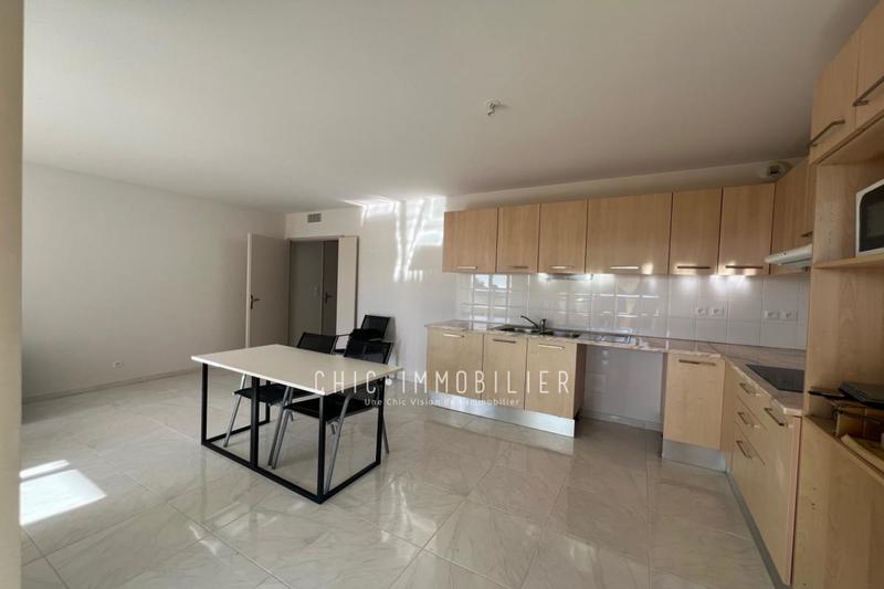 Appartement - 57 m² - 3 pièces