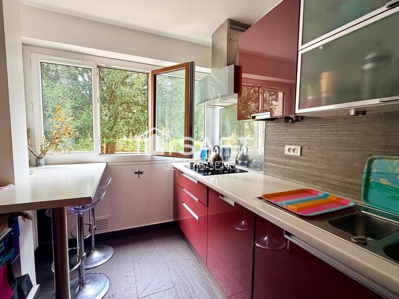 Appartement - 92 m² - 4 pièces