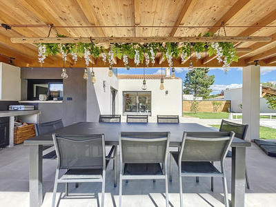 Villa - 200 m² - 8 pièces