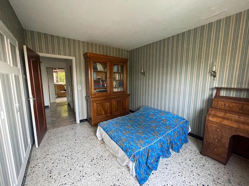 Maison - 221 m² - 8 pièces