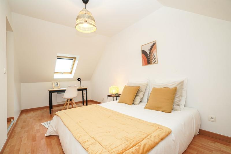 Maison - 92 m² - 5 pièces