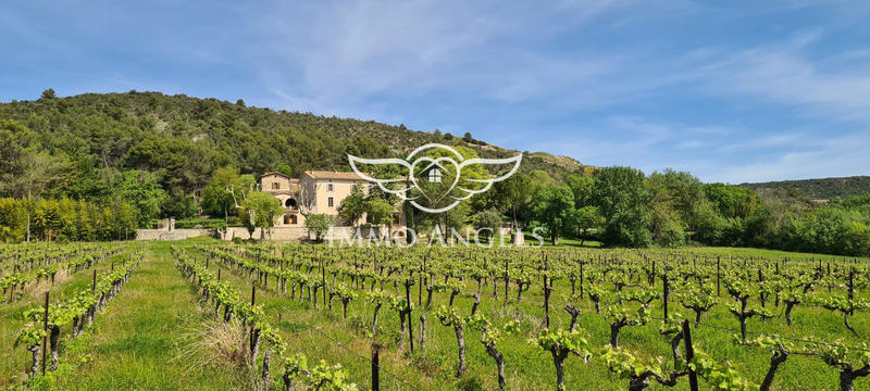 Bastide - 729 m² - 25 pièces