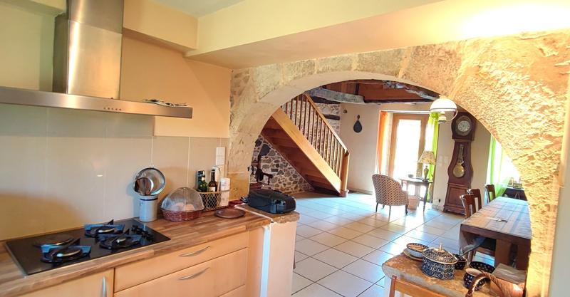 Corps de ferme - 230 m² - 5 pièces