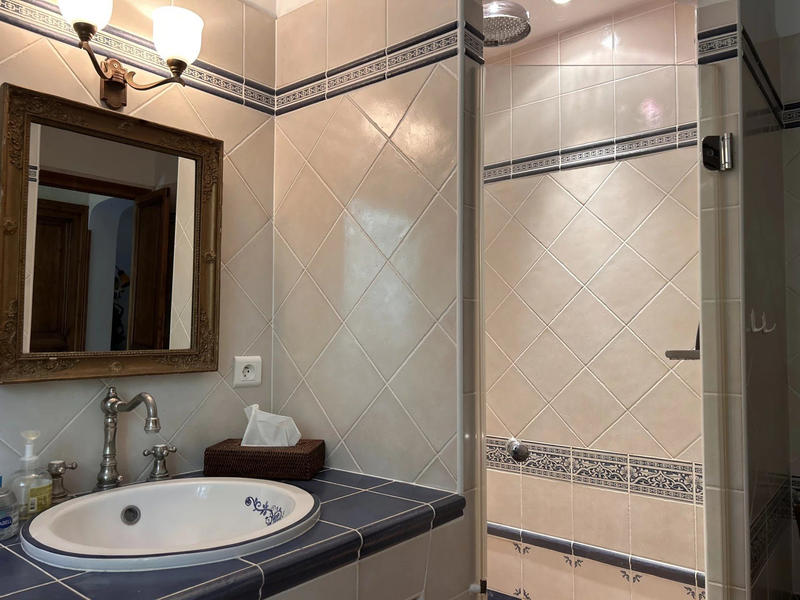 Maison traditionnelle - 195 m² - 6 pièces