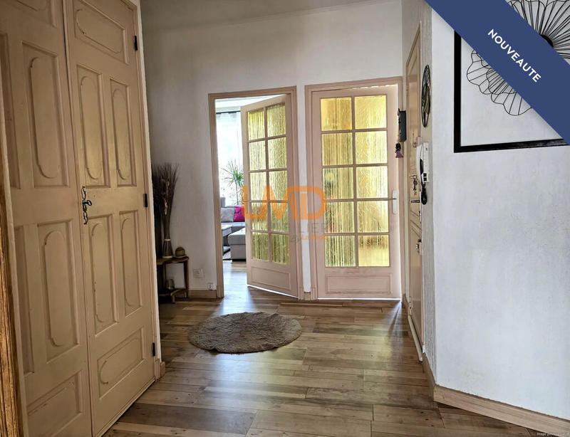 Appartement - 123 m² - 5 pièces