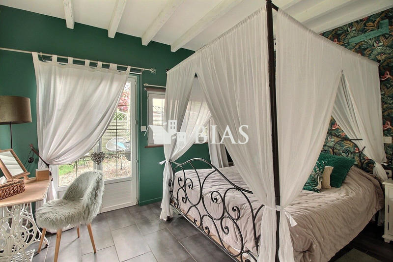 Maison - 96 m² - 5 pièces