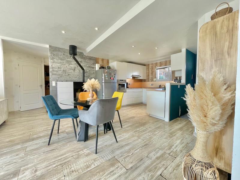 Maison - 88 m² - 5 pièces