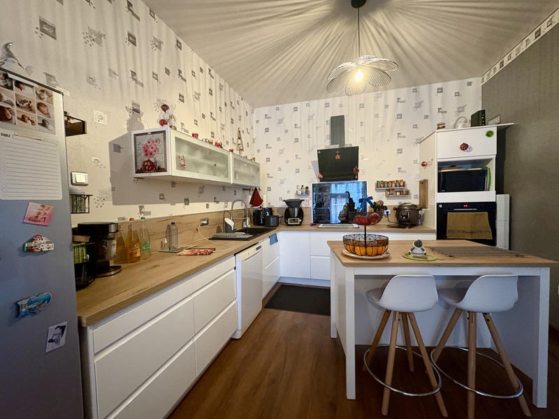 Maison - 123 m² - 7 pièces