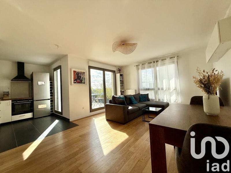 Appartement - 64 m² - 3 pièces