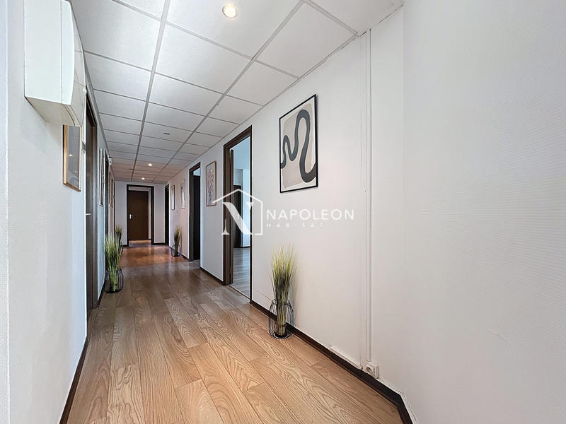 Local commercial - 165 m²